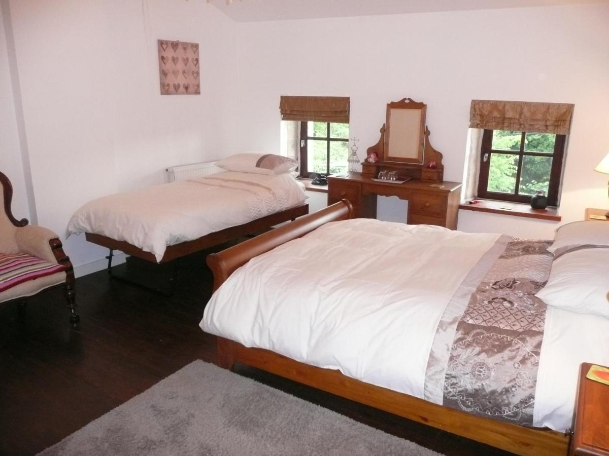 Maison Blanc Bed and Breakfast Gibourne Esterno foto