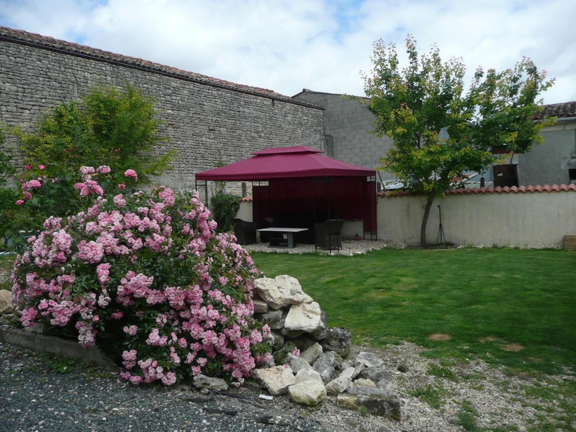 Maison Blanc Bed and Breakfast Gibourne Esterno foto