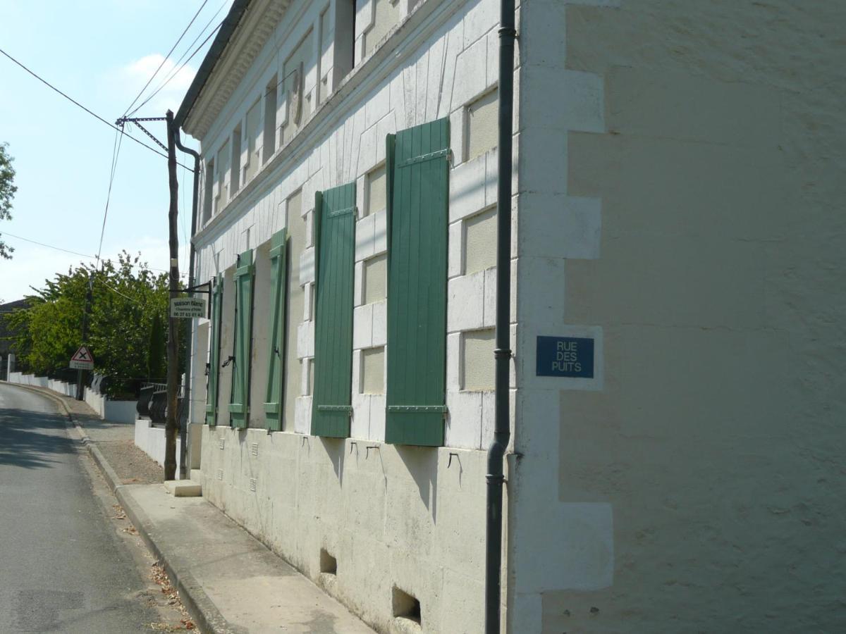 Maison Blanc Bed and Breakfast Gibourne Esterno foto